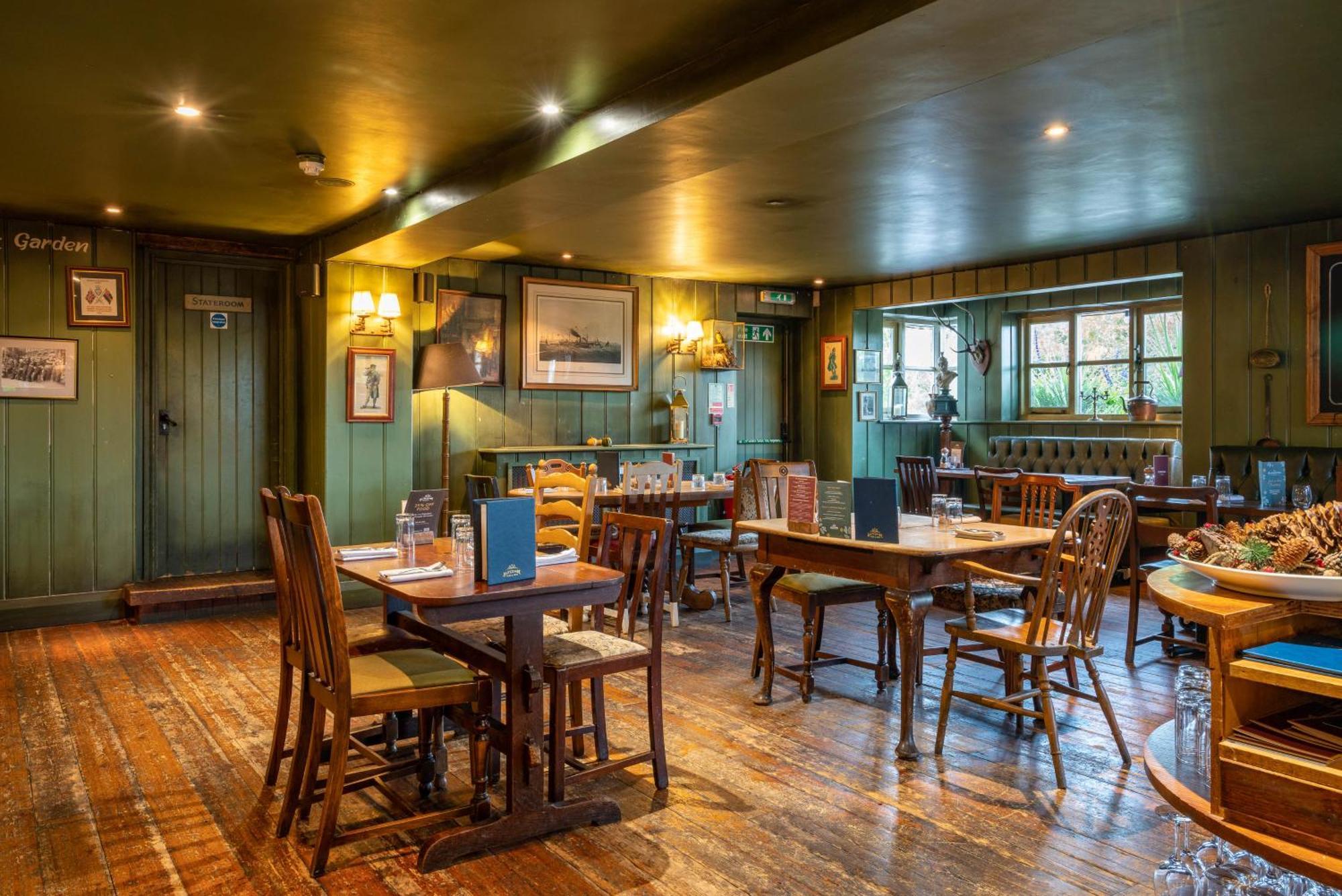 The Anchor Inn Lower Froyle エクステリア 写真